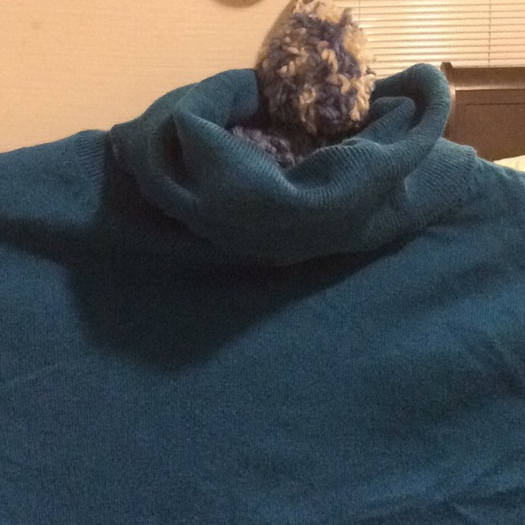 Clothes - Picture 2 of 2